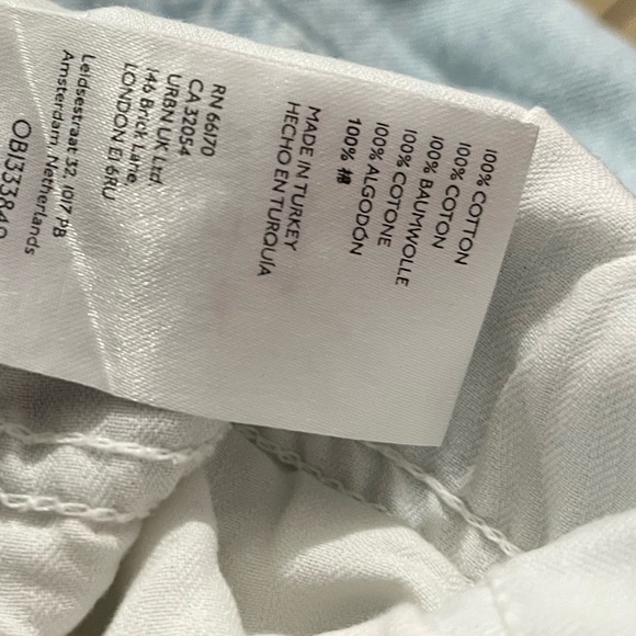 We The Free Wide Crop Flare Jeans Light Wash Bay Blue Inseam 26 fly button - Picture 9 of 10